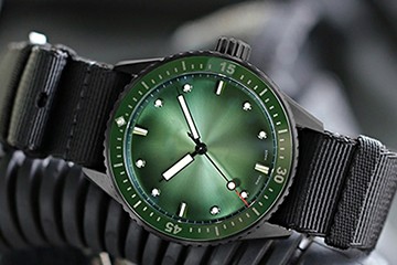 贵阳百达翡丽起雾了维修