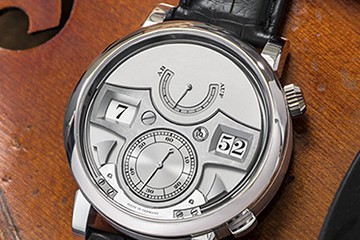 贵阳百达翡丽手表进水了维修